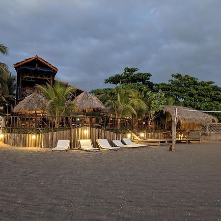Mano A Mano Eco Hostal Las Penitas Ngoại thất bức ảnh